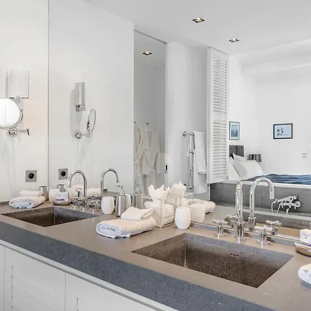 Pied Dans L'eau - Les Parcs Tropez Villa *
